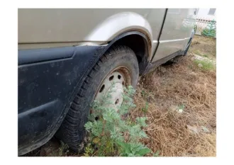 ГАЗ 2752 Соболь 2005 года, цвет антика. VIN X9627520050414197, ПТС 64 РВ 039146, госномер М127СН58. Двигатель бензиновый, модель 40522А, номер 53055776, мощность 140 л.с. (103 кВт). Разрешенная максимальная масса 2800 кг, масса без нагрузки 1970 кг.