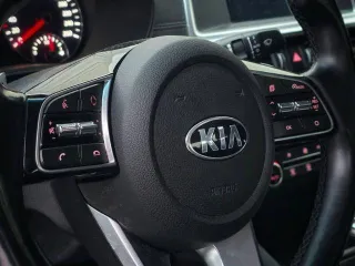 Kia Optima, 2020 года, 150 лс, 37900 км, АКПП, рег.знак Т744УО198, VIN XWEGU411BL0021293, автомобиль в рабочем состоянии, рекомендуется личное ознакомление с имуществом. Авто в залоге (Уралсиб).