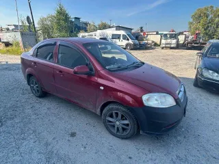 Chevrolet Aveo 2011 года, седан, 101 л.с., пробег 167439 км. Госномер Х779УТ86, цвет красный, VIN XUUSF69W9B0007660, ПТС 86 РТ 916922, СТС 99 76 822033. Требуется замена стоек.