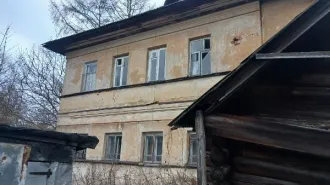Нежилое здание 146,9 кв.м и земельный участок 686 кв.м Ярославская область Нежилое здание (выявленный ОКН), общей площадью 146,9 кв.м., с кадастровым номером 76:09:160101:1207, количество этажей: 2, расположенное по адресу: Ярославская область, Некрасовский район, рп.Некрасовское, ул.Комсомольская…