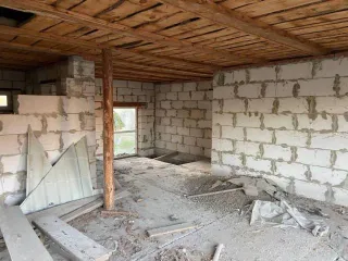 Жилой дом 203,2 кв.м, участок 2122 кв.м, Челябинская область. Кадастровый номер дома: 74:07:1000014:390, участка: 74:07:1000014:35. Объект может быть приобретен с использованием заемных средств ПАО Сбербанк.