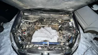 Автомобильные кузова Автомобильный кузов марки «HONDA JESUS», светло-серого цвета, б/у, рег. № PL PZ290KV, VIN JHMGD57305S224663Автомобильный кузов марки «HONDA CR V i-vtec», темно-синего цвета, б/у, рег. № FIN RCY728, VIN SHSRD88603U118874Автомобильный кузов марки «SUBARU OUTBACK BL-Fuel», белого…