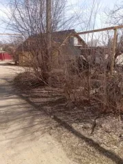 Земельный участок площадью 330 кв.м, расположенный по адресу: Самарская область, г. Сызрань, ул. Северная, д. 43, с кадастровым номером: 63:08:0101047:32.