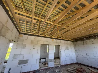 KIA Spectra 2006 автомобиль марки KIA, модель: Spectra, 2006 года выпуска, VIN-номер XTKFB227260009933, цвет: белый. Ознакомление с имуществом по месту нахождения: Челябинская область, г Магнитогорск, ул Кирова, д 152 по предварительной записи тел. 89128087000