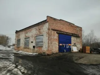 Здание общей площадью 189 кв.м, расположенное по адресу: пер. Инициативный, 14 а. Кадастровый номер: 42:24:0301008:166. Количество этажей: 1.