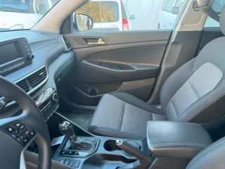 Автомобиль легковой универсал, Hyundai Tucson Хендэ Туксон, 2019 года выпуска, VIN: XWEJ3813BK0004450, цвет серебристый, рабочий объем двигателя: 1999 см3, мощность двигателя: 149 л.с.(109,6 кВт), тип двигателя: бензиновый на бензине, экологический класс: пятый, изготовитель ТС (страна) ООО Эллада…