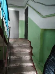 Нежилое помещение 17,7 м², Оренбург. Продажа по минимально допустимой цене нежилого помещения №5, общей площадью 17,7 кв.м, кадастровый номер 56:44:0310003:812, РНФИ П13570003549, расположенного по адресу: Оренбургская область, г. Оренбург, пр-кт. Братьев Коростелевых, д. 42а, пом. 5. Год ввода в…