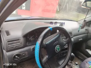 Skoda Octavia 2005 Легковой автомобиль, марка: Skoda, модель: Octavia, год изготовления: 2005 г.в., цвет: Синий, VIN: TMBDC41U468847860 Ознакомление с документами, составом имущества и дополнительной информацией о предмете торгов обеспечивается организатором торгов в рабочие дни с 14 часов 00 минут…