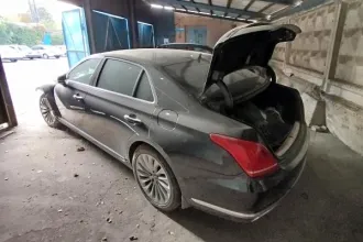 Genesis G90, 2017 автомобиль легковой Genesis G90, год изготовления 2017, идентификационный номер (VIN) XWEGG41DDH0000054, номер двигателя G6DN GA702805, кузов N XWEGG41DDH0000054, цвет кузова черный. Пробег: 0. Вид транспорта: легковой автомобиль. Объем двигателя: 3778. Год выпуска: 2017. Коробка…