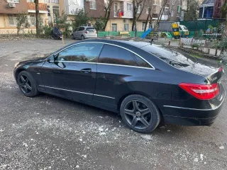 Mercedes-Benz E-Klass 2009 года, 204 л.с., 220000 км, АКПП. Автомобиль Mercedes-Benz E250CGI, 2009 года выпуска, VIN WDD2073471F022992, государственный регистрационный знак Т095ТВ/55.