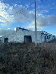 Земельный участок 55960 +/- 2069 кв.м, кад. № 58:08:0090602:45. Местоположение установлено относительно ориентира, расположенного за пределами участка. Ориентир — каменное здание. Участок находится примерно в 970 м от ориентира по направлению на юго-запад. Почтовый адрес ориентира: Пензенская обл…