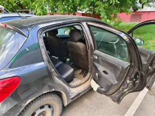 Peugeot 207, 2009 г.в., цвет черный, VIN VF3WCKFUC9W022452. Требуется химчистка салона, замена переднего и заднего бампера, ремонт передней левой арки, задней правой арки, ремонт по устранению коррозии металла. Ознакомление с предметом торгов и документацией на имущество осуществляется по месту…