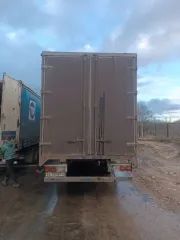 Freightliner CL120, 2002 и полуприцеп НАРКО, 1995 Продажа грузового автомобиля (сцепка) <p>Грузовой автомобиль FREIGHTLINER CL120 год выпуска 2002, мощность двигателя л\с 430 VIN 1FUJA6CG73LK74160 и Полуприцеп с бортовой платформой, цвет синий, НАРКО год выпуска 1995 г., VIN YF104ST3ASF013585…