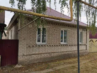    Здание  жилой дом , назначение жилое, площадью 149,9 кв., расположенное по адресу: Липецкая область, Усманский район, г. Усмань, ул. Радищева, дом 14. Кадастровый номер 48:16:0470387:58.    Земельный участок, для индивидуального жилищного строительства, площадью 1479 кв.м, расположенный по…