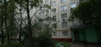 Квартира площадью 34,8 кв. м по адресу: г. Москва, ул. Тёплый Стан, д. 21, корп. 6, кв. 189, кадастровый номер 77:06:0007008:3571. Общие сведения об ограничениях и обременениях: арест, запрет регистрационных действий. Вид жилого помещения: квартира.