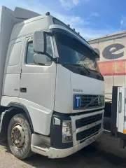 Volvo FH-6X2R 2006 амтс грузовой фургон вольво FH-6X2R, 2006гв, г/н Р561ТР199, VIN УV2ASW0C86B444516, год выпуска: 2006, марка грузовика: вольво, модель грузовика: FH-6X2R, VIN номер: УV2ASW0C86B444516