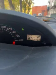 Toyota Vitz 2005 года, 71 л.с., пробег 316193 км, АКПП. Кузов KSP905014367, госномер Н402КТ75.