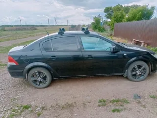 OPEL Astra черный, 2012 год. Идентификационный номер VIN: XWF0AHL69D0005966, номер кузова: W0L0AHL69DG035715, цвет кузова: черный, мощность двигателя: 116 л.с., тип коробки передач: механическая, ПТС: серия 78 ХА №527825. Техническое состояние: со слов должника автомобиль на ходу, но у т/с старый…