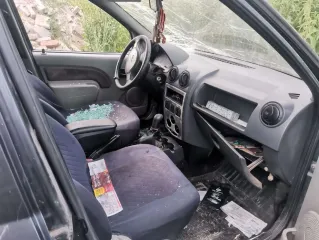 Renault Logan 2008 легковой автомобиль, марка/модель: RЕNАULТ LОGАN, 2008 г.в., цвет: темно-серый, VIN: Х7LLSRААН8Н140712, ПТС: 2114 №783009, г/н: В819УО21, мощность двигателя, л. с. (кВт): 35/75, экологический класс: 3 (третий), разрешенная максимальная масса: 1535, масса без нагрузки: 1050, вид…