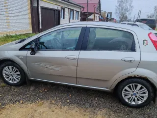Fiat Punto 2007 легковой автомобиль, марка: Fiat, модель: Punto, год изготовления: 2007, цвет: серо-песочный, VIN: ZFA19900001271276, мощность двигателя, л. с. (кВт): 77 (57), кузов №: ZFA19900001271276. С имуществом можно познакомиться по предварительной договоренности с организатором торгов по…
