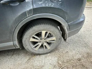 Toyota RAV4, 2015 года, 146 лс, 381000 км, АКПП Легковой универсал, марка: Toyota, модель: RAV4, год изготовления: 2015, VIN: JTMRDREV40J020203, цвет: Черный, мощность двигателя (л.с.) 146