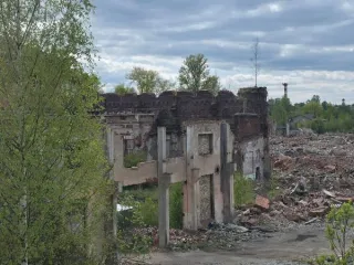 Локомотивно-ремонтный завод, 24078.3 м², Псковская область, г. Великие Луки, ул. Малышева, д.11. Нежилое здание, являющееся объектом культурного наследия (памятником истории и культуры) народов Российской Федерации «Локомотивно-ремонтный завод-центр революционных выступлений рабочих в 1905 г., 1902…