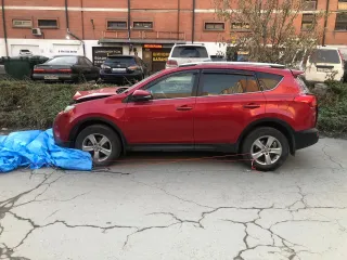 Toyota RAV 4 2015 года выпуска, VIN: JTMDFREV20J042558.