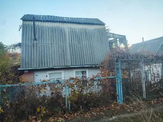 Здание, площадь 22.5 кв.м., назначение: Нежилое, кадастровый (условный) номер: 31:03:1904001:333; Адрес (местонахождение): Россия, Белгородская область, р-н Губкинский, садоводческое товарищество "Соловей", уч. 237, 
Земельный участок, площадь 500 кв.м., назначение: земли сельскохозяйственного…