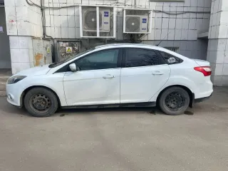 Ford Focus, 2013, VIN: X9FMXXEEBMDR33295, в залоге у ООО МФК «ПСБ Финанс».