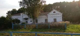 Здание школы, 388,6 кв.м, Пермский край, Уинский район, с. Воскресенское, кадастровый номер: 59:36:0130019:8, количество этажей:1, с земельным участком, категория земель: земли населенных пунктов, разрешенное использование: для размещения объектов образования (школа № 1), кадастровый номер…