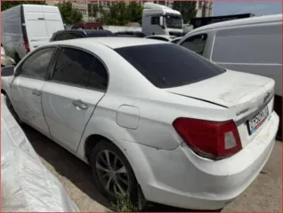 Lifan Cebrium (720), 2014 года, 128 лс. Автомобиль легковой, марка: LIFAN, модель: 214815, VIN: X9W214815E0001007, гос. рег. номер: О950МХ30, год изготовления: 2014, находится в залоге у ПАО "Совкомбанк".