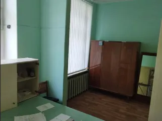 Помещение нежилое кад.№ 37:14:010206:658, общей площадью 576,3 кв.м, расположенное этаж 1, подвал в многоквартирном жилом доме по адресу Ивановская область, р-н Пучежский, г. Пучеж, ул. Горького, д. 16, пом. 1.