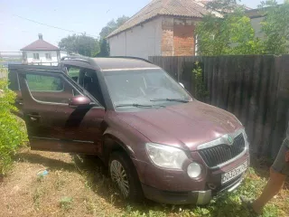 Автомобиль Skoda Yeti, 2013, VIN: TMBJJ25L9D6067926