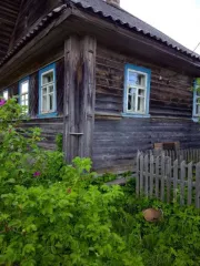 Дом, 60.1 кв.м, Вологодская обл., Чагодощенский р-н, д. Бабушкино, 1/4 доля в праве на жилое здание, площадь: 60,1кв.м., адрес (местонахождение): Вологодская область, р-н. Чагодощенский, д. Бабушкино, д. 12, кадастровый номер: 35:18:0403007:77