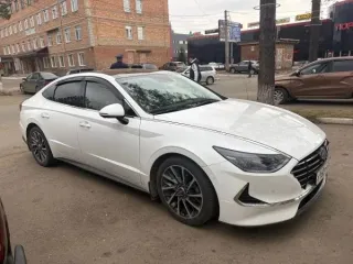 Легковой автомобиль универсал HYUNDAI SONATA, 2019г.в., г/н У160УM124, VIN KMHL241EBLA037175, номер кузова KMHL241EBLA037175, номер двигателя G4NMKA388071, цвет белый. Начальная цена продажи 3 125 000 руб. Задаток 468800 руб. Легковой автомобиль универсал HYUNDAI SONATA, 2019г.в., г/н У160УM124…