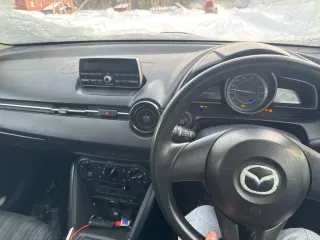 Mazda Demio 2015 года выпуска. Номер кузова DJ3FS-123921.