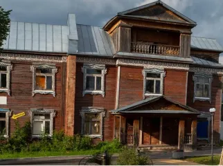 Нежилое здание 1081,9 кв.м, Пензенская область, Камешкирский район. Назначение: нежилое, 2-этажный (подземных этажей -0), общая площадь 1081,9 кв.м., кадастровый номер 58:11:0100301:1700, на земельном участке площадью 1929 кв.м., кадастровый номер 58:11:0100301:2000. Адрес объекта: Пензенская…