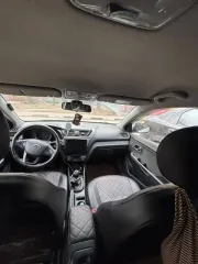 Kia Rio 2011 года, 123 лс, пробег 308491 км. VIN Z94CC41BACR015813, госномер Т875РЕ190, цвет серебристый. Является совместным имуществом. На хранении у АУ.