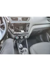 Kia Rio 2017 года выпуска, VIN Z94CB51BAHR095546.