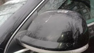 Volkswagen Touareg 2009 года, 240 л.с., пробег 226 545 км, полный привод, АКПП. Цвет черный, дизельный двигатель 3.0 л турбо. Имеются технические неисправности: повреждения ЛКП (сколы, царапины, сход лака), АКПП в аварийном состоянии (пинки, толчки, удары). Автомобиль на ходу. VIN…