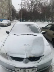 Mitsubishi Lancer 2004 года, 98 л.с., пробег 250000 км, АКПП. Транспортное средство Mitsubishi Lancer 1.6, 2004 года выпуска, регистрационный номер М110НТ21, VIN JMBSRCS3A5U006276.