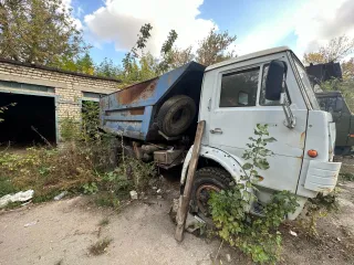 ВАЗ 21041-40 2012 г.в., г/н Т869ЕТ64, VIN: Z9Z210410C0119908, модель, № двигателя: 21067 9927350, кузов (кабина) №: Z9Z210410C0119908, цвет кузова: красный перец (красный), государственный регистрационный знак: Т869ЕТ64 (автомобиль находится на платной стоянке, обязанность по вывозу автомобиля со…