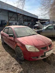 Mitsubishi Lancer, 2006, 98 лс, АКПП, идентификационный номер (VIN): JMBSRCS3A7U011156, гос.номер Х422РВ72. Автомобиль не на ходу, отсутствует аккумулятор, возможно потребуется капитальный ремонт или замена ДВС. Находится в залоге у АО "ТБанк". Пробег неизвестен.