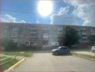 1/4 доли квартиры 49.2 кв.м, Челябинская область, три позиции 1/4 доля квартиры в Челябинской обл. еще 1/4 доля квартиры в Челябинской обл. еще 1/4 доля в праве на жилое помещение, площадь: 49,2кв.м., адрес (местонахождение): Челябинская область, р-н. Красноармейский, с. Миасское, ул. Мира, д. 20…