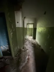 Нежилые помещения 761,3 кв.м и участок 3684 кв.м, Гулькевичский район. Помещение площадью 75,9 кв. м, назначение: нежилое, кадастровый номер 23:06:0904016:674, 1 этаж, помещение площадью 685,4 кв. м, назначение: нежилое, кадастровый номер 23:06:0904016:675, 1, 2 этаж, и земельный участок площадью…