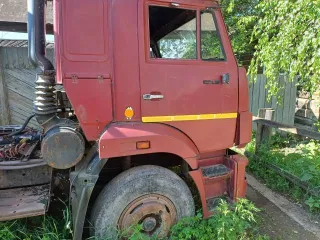 Камаз 541150 2011 года, грузовые тягачи седельные, марка: Камаз, модель: 541150, год изготовления: 2011 г.в., цвет: светлая дымка, г/н: К210ХА38, модель двигателя: ЯМЗ-23В, тип двигателя: прочие, двигатель №: 034037, мощность двигателя, л. с. (кВт): 176,5 (240,0 Л.С.), рабочий объем двигателя, куб…