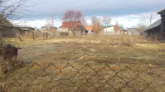 Земельный участок, площадь 1329 +/- 12.76 кв.м., кадастровый (условный) номер: 76:16:010122:9 и расположенный на нем жилой дом, площадь 36.4 кв.м., кадастровый (условный) номер: 76:16:010122:89 по адресу: Россия, Ярославская обл., Угличский р-н, д. Фалюково. Находится в долевой собственности…