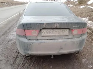 Honda Accord 2005 Легковой автомобиль Honda Accord, 2005 г.в., г/н Х980ТА124, VIN JHMCL96806C205577, № кузова JHMCL96806C205577, цвет темно-серый. Идентификационные номера не сверялись, рабочее состояние не проверялось, ключи и документы отсутствуют, автомобиль закрыт. Обременения: Арест, запреты…