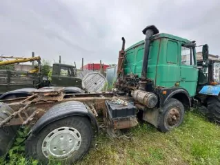 МАЗ 642208-230 грузовой тягач седельный, 2007 года выпуска, VIN Y3M64220870006347, цвет зеленый, государственный регистрационный знак Р979ВХ60