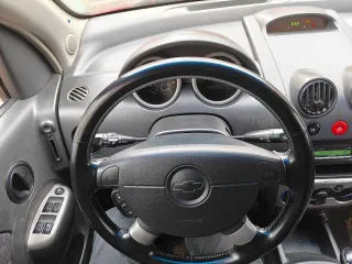 Chevrolet Aveo, 2006 года, 72 лс, 154 000 км, АКПП еще CHEVROLET Aveo 2006 г.в. X4XSA487J60000043. Пробег 154 тыс. км. к финансовому управляющего приехала своим ходом. Состояние на фото. Более подробное техническое состояние выясняйте самостоятельно в ходе осмотра. Организатор торгов нюансами…